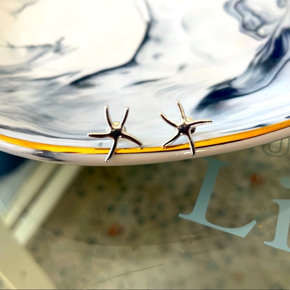 Starfish earrings - Picture 1 of 3